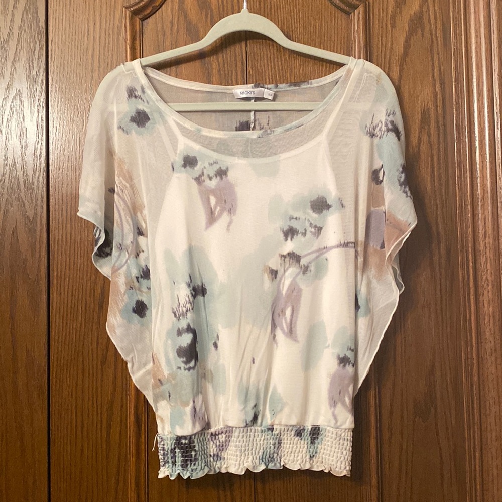 Romantic Ricki’s blouse size S